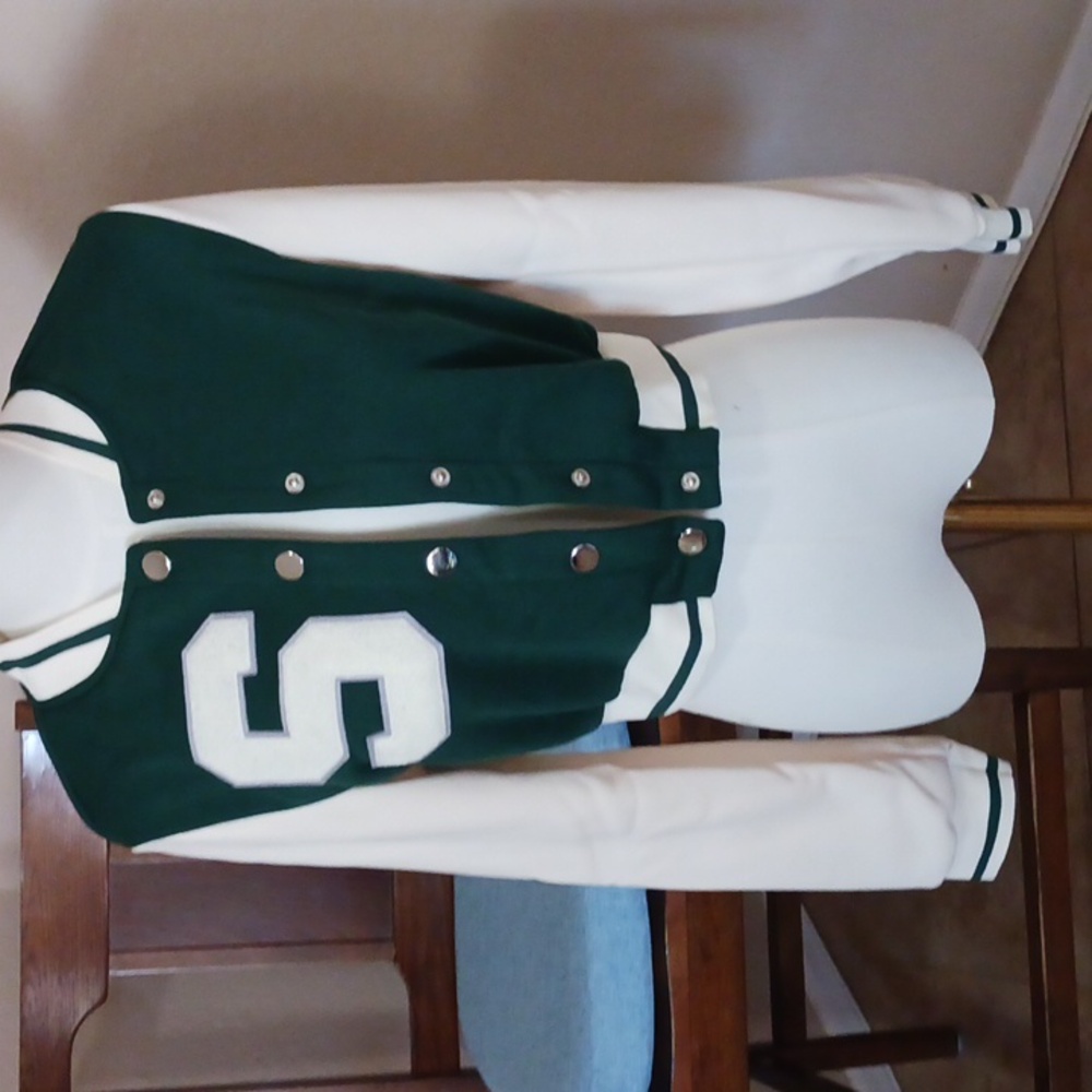 NWOT- JUNIOR GIRLS Green and White CROP Jacket with Letter S